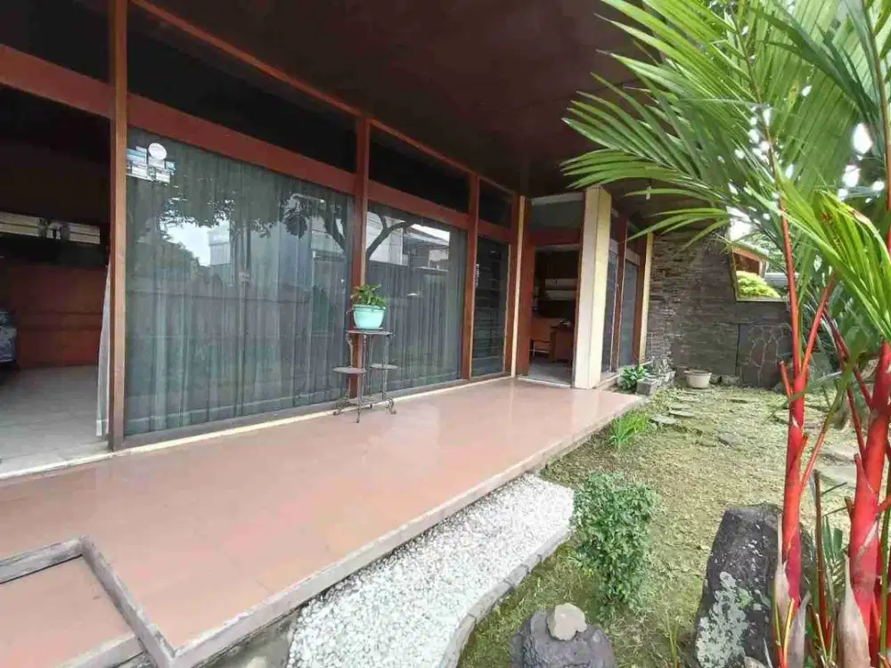 DIJUAL RUMAH LAMA TERAWAT