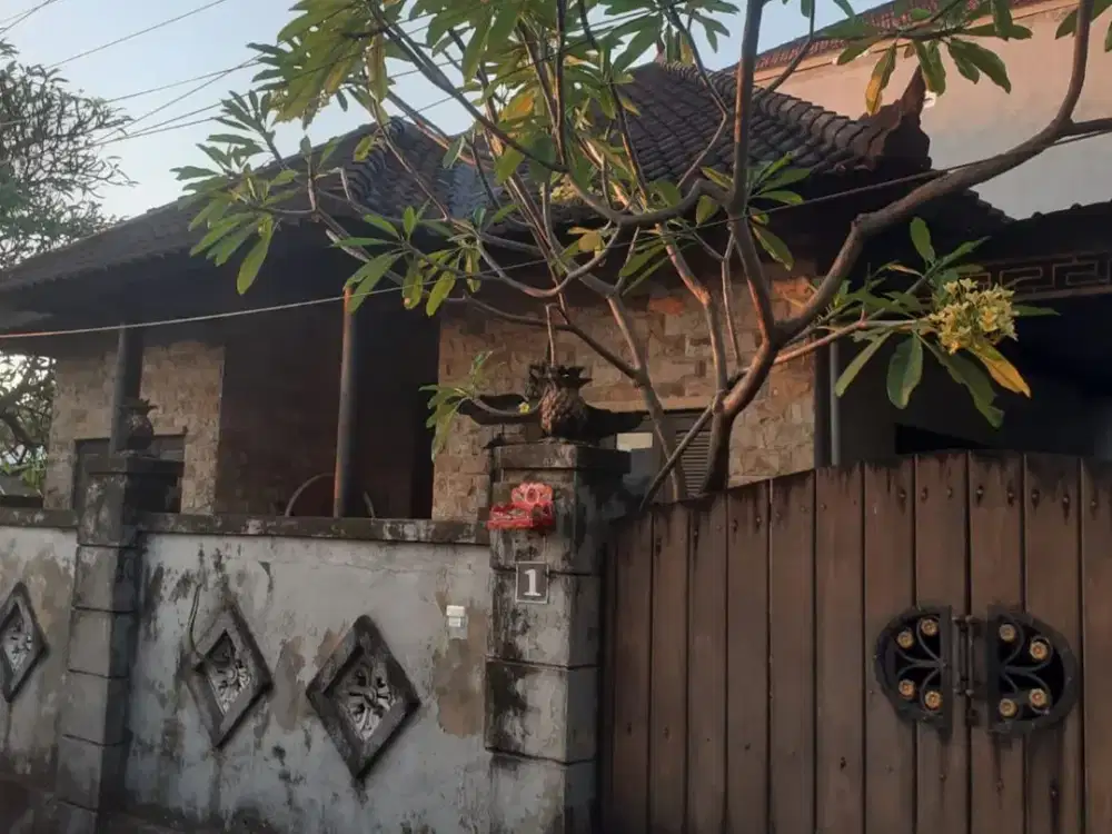 Rumah Strategis di Pusat Kota Mahendradata, Denpasar Barat