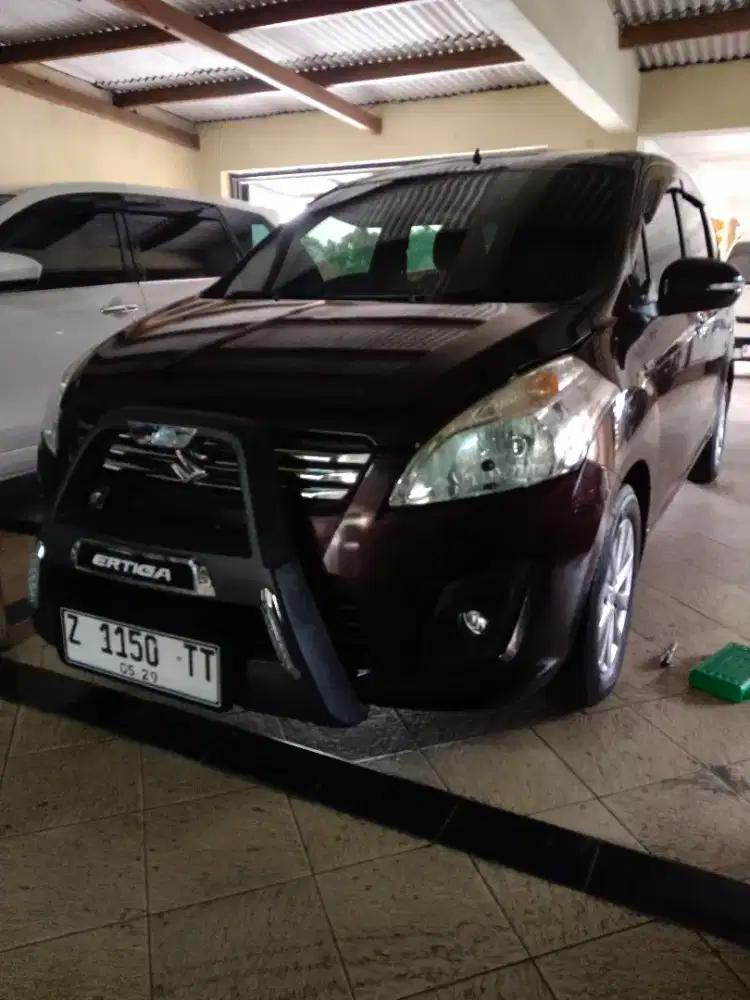Bismillah numpang jual mobil ertiga metic. 2014.no.ciamis.