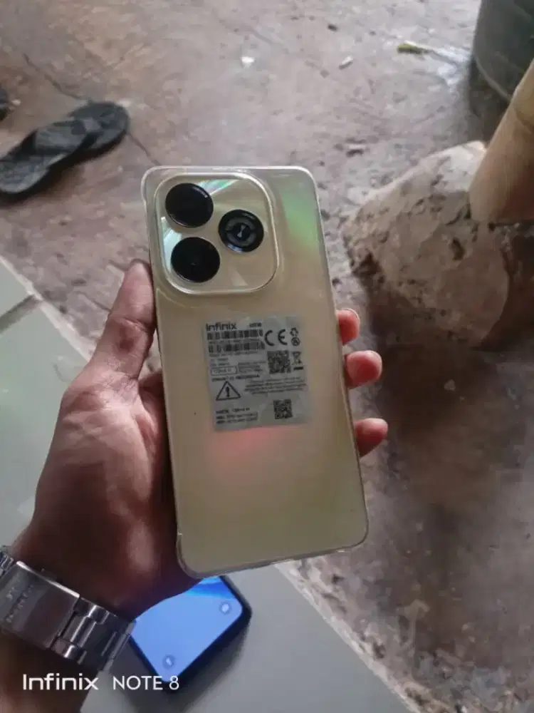 Infinix smart 8 plus 4/128