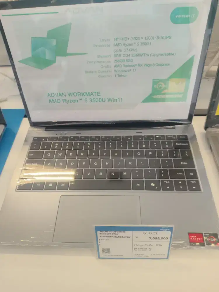 Laptop advan notebook R5 8/256