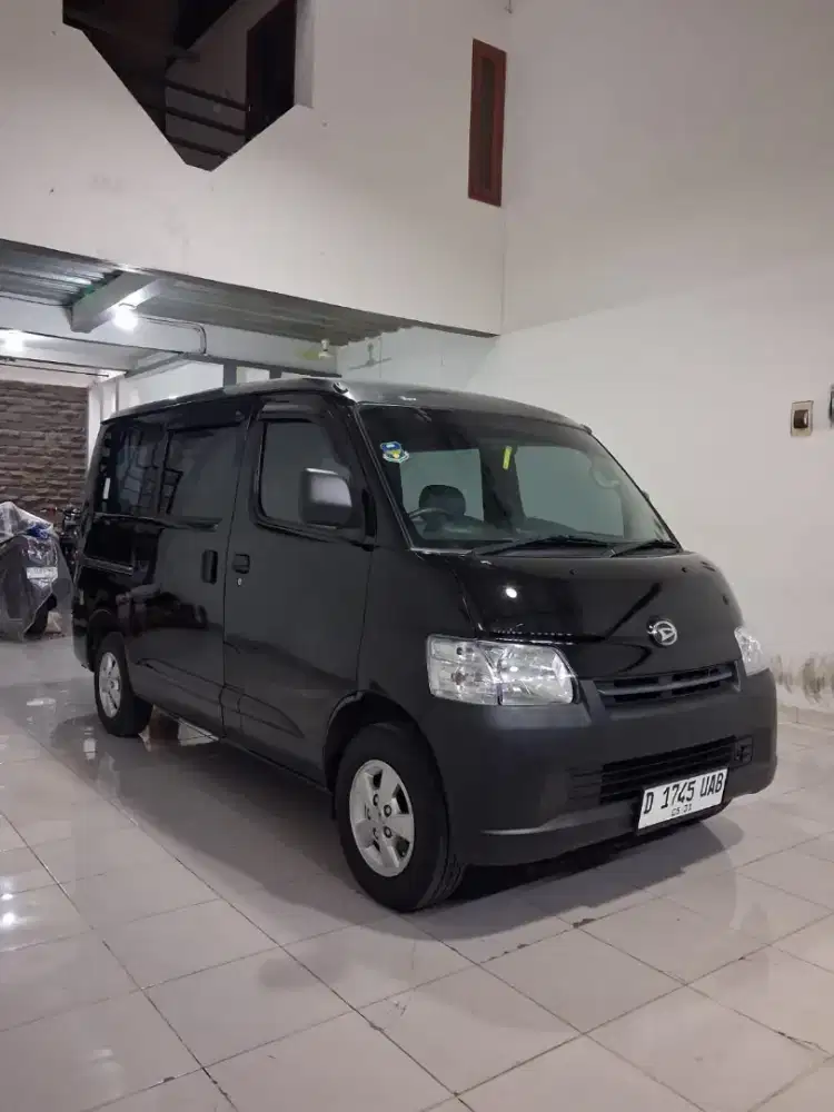 Bismillah numpang jual butuh gred max minibus th 2016.ac.ps.no.D.hitam