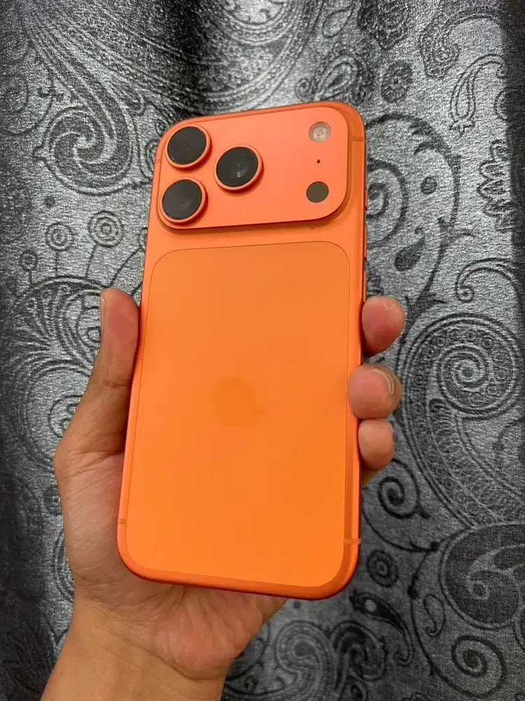 iPhone 17 Pro 256GB Orange Garansi iBox Battery Health 100%