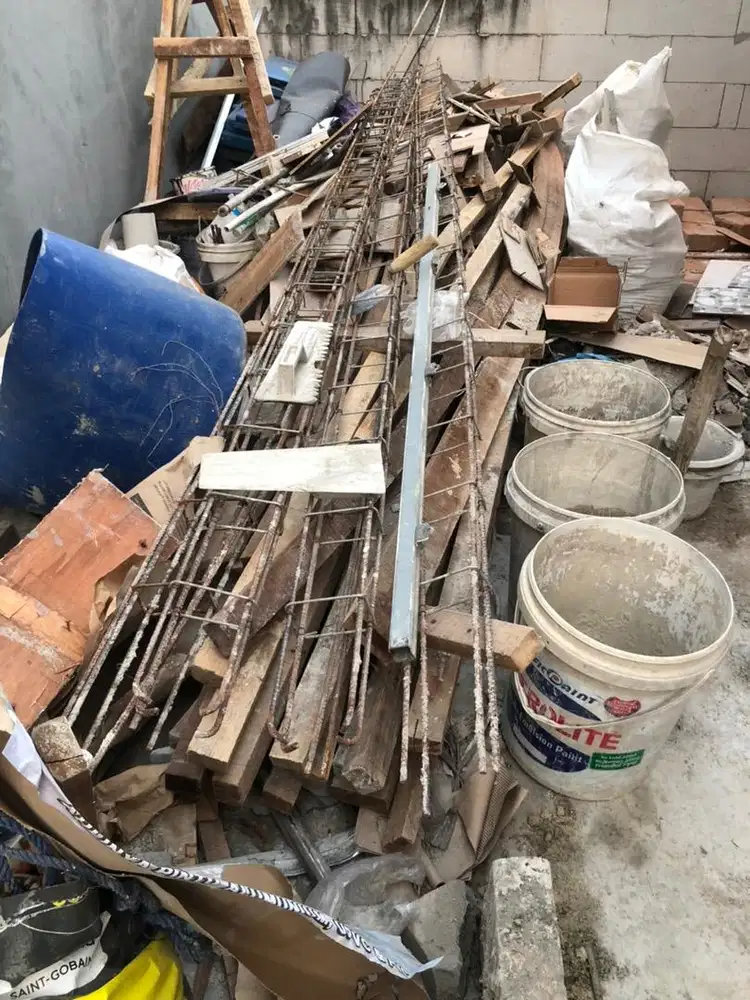 Besi Tiang Jadi 3 meter untuk rangka / slup bangunan