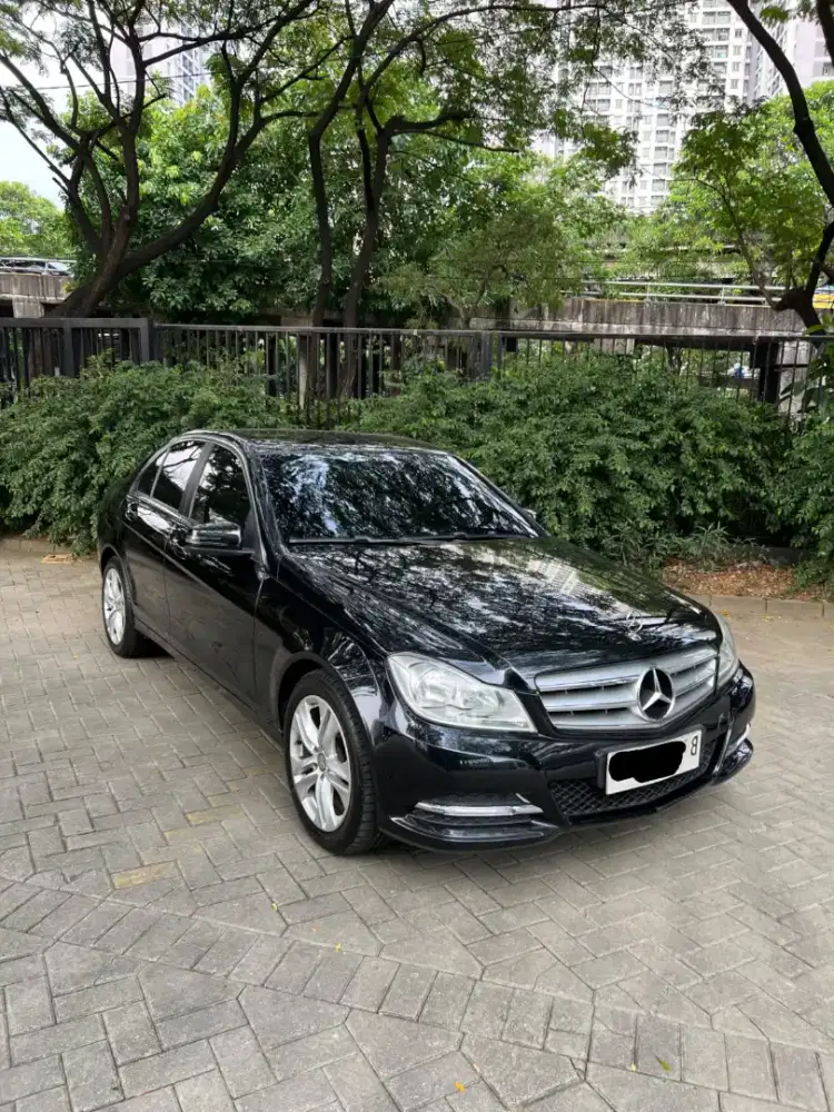 Mercedes Benz C200 2013 W204 Facelift