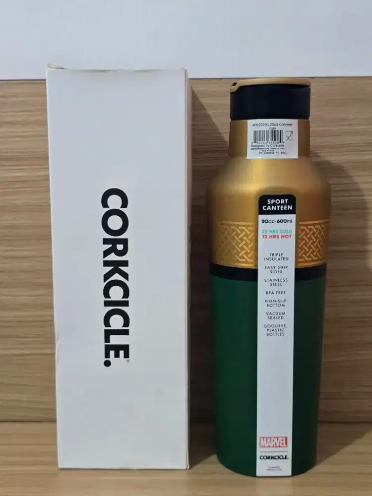 Tumbler Corkcicle Marvel Original 600ml