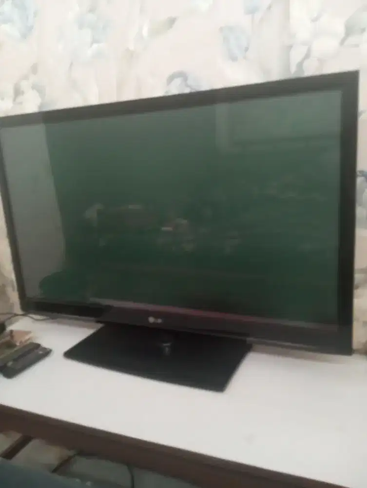 Tv digital LG 43 inc kondisi layar gelap