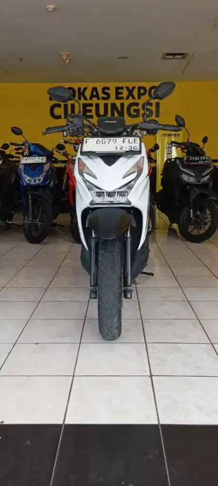 Dijual motor Honda Beat street 2025