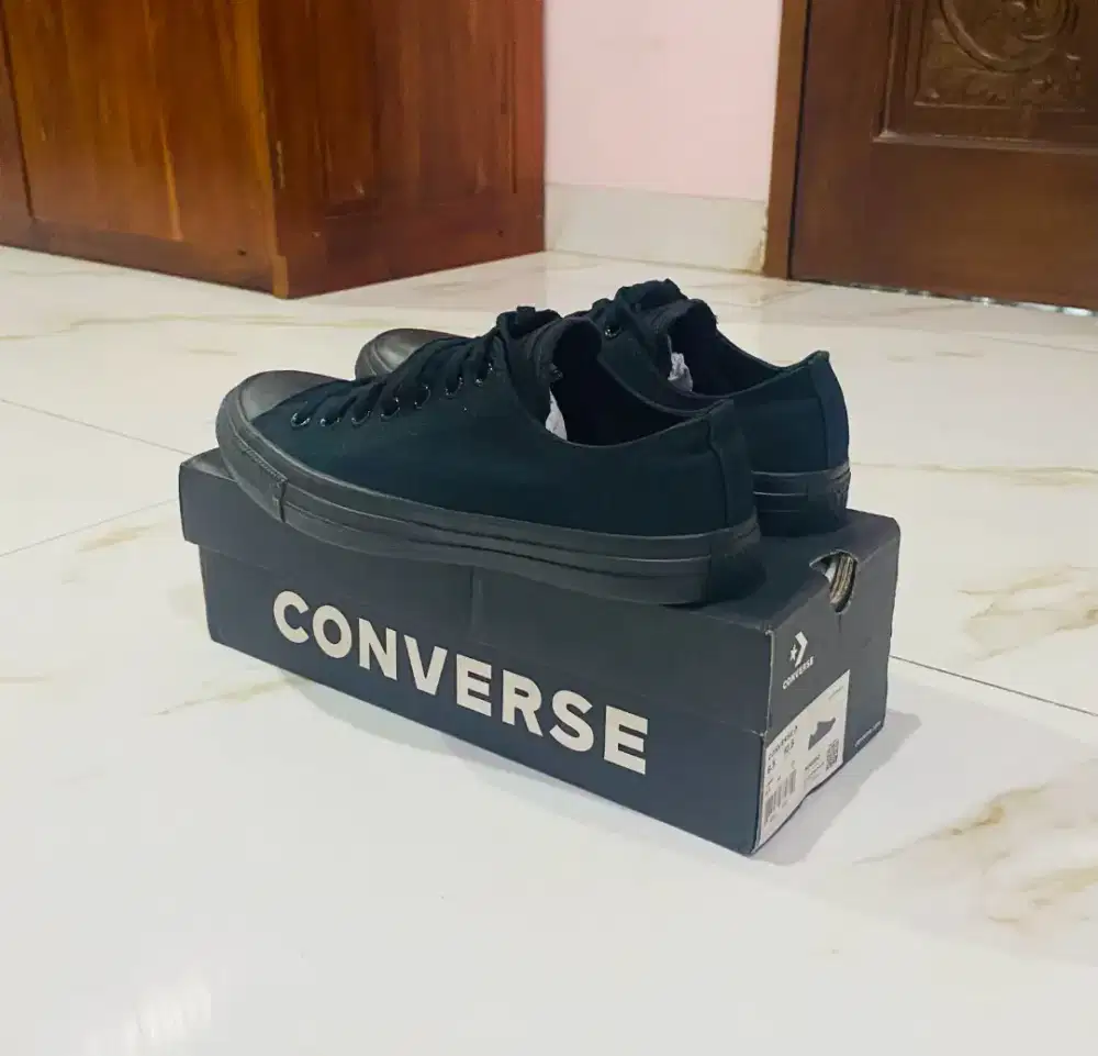 CONVERSE CHUCK TAYLOR