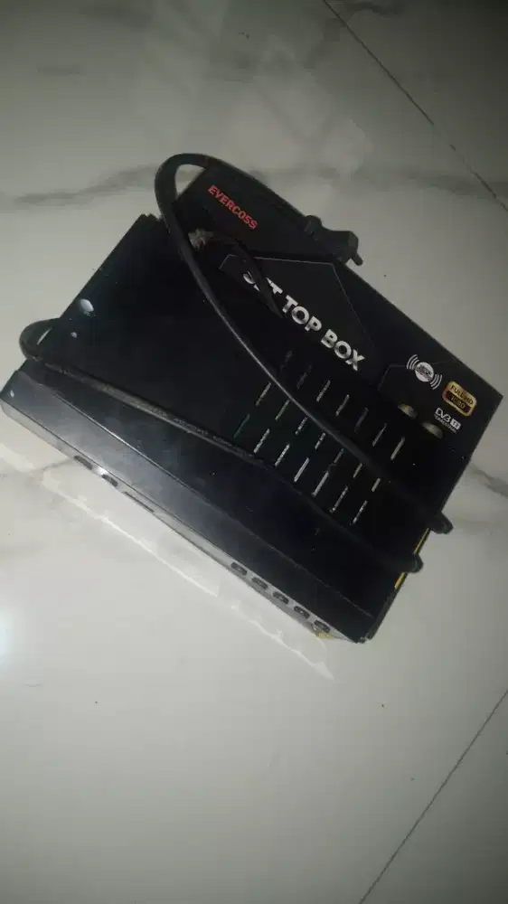 Stb tv evercoss dengan kabel antena panjang