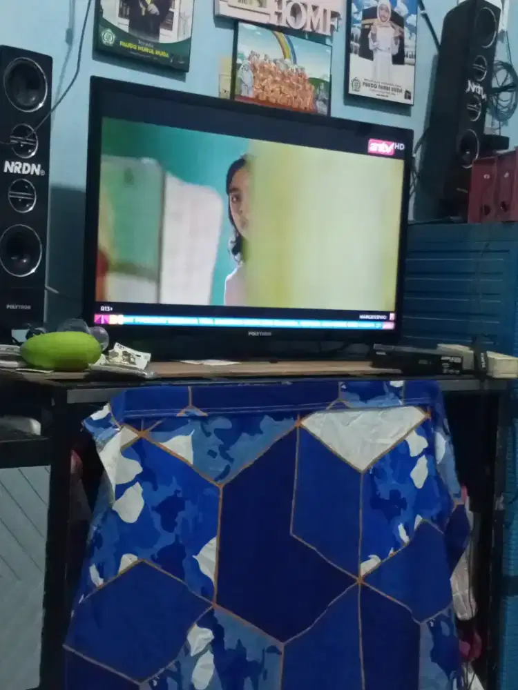Tv Polytron analog 32 in