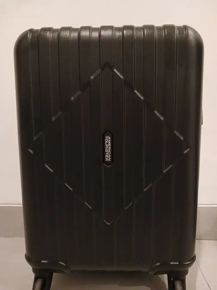 Koper Cabin 20in American Tourister Skytrac Hitam