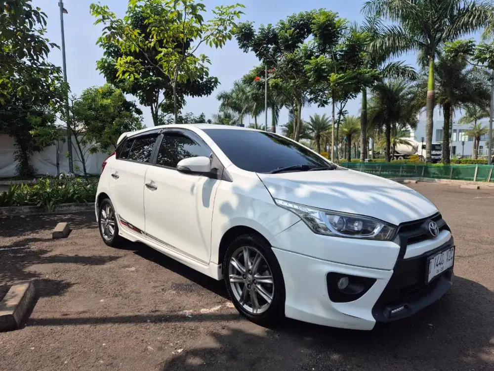 Di Jual Yaris TRD 2015