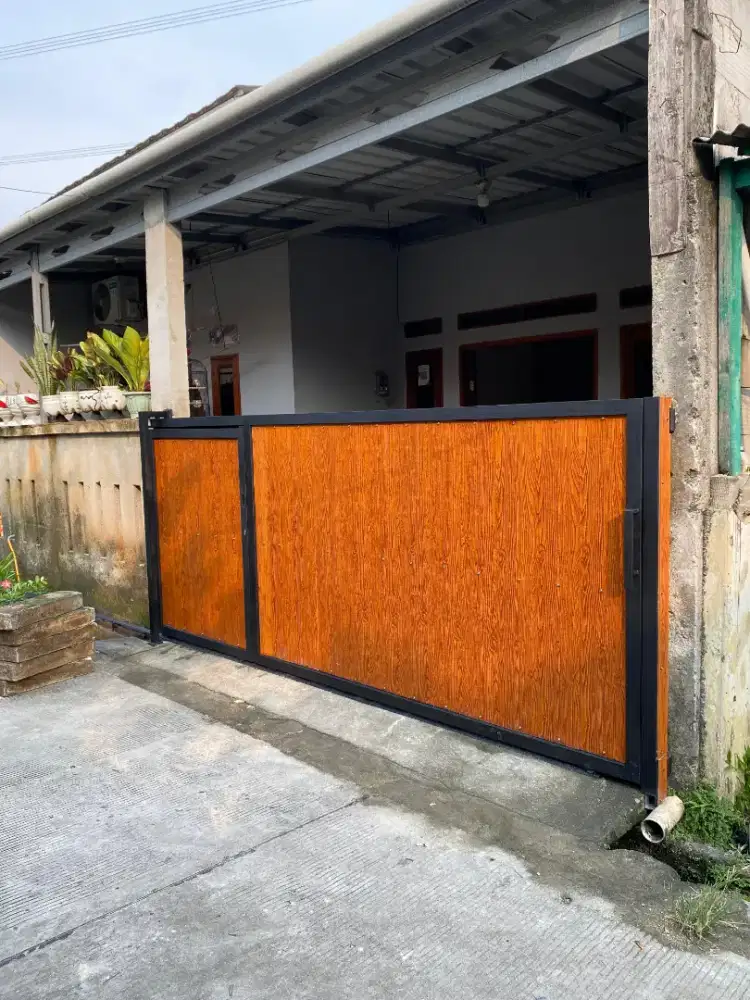 Pintu Pagar Double Dorong Kayu Jati