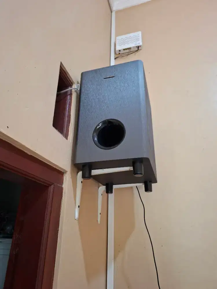 Dijual cepat, butuh uang. Soundbar simbadda cst 907+ poseidon bass