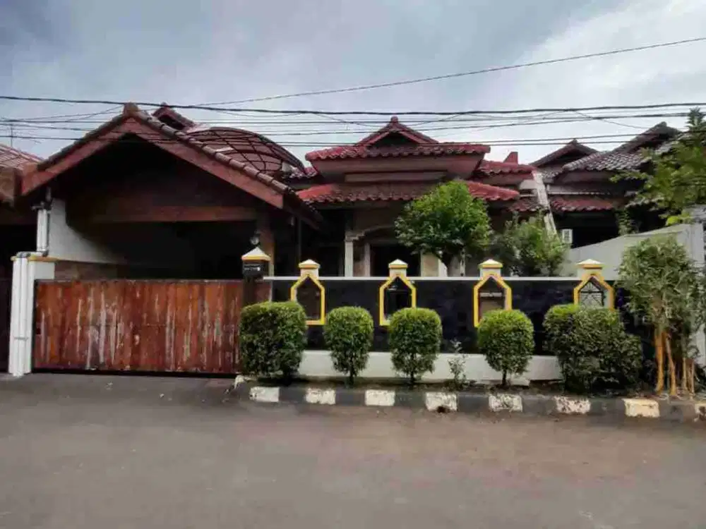 rumah secondary siap huni dalam cluster di Jatiwaringin Jakarta Timur