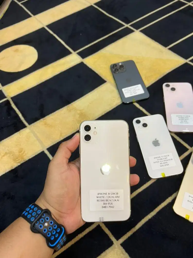 Iphone 11 128gb beacukai dual sim on mulus fullset