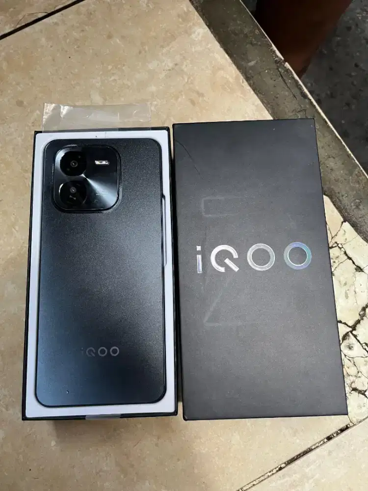 iqoo z9x 12/256gb fullset nominus
