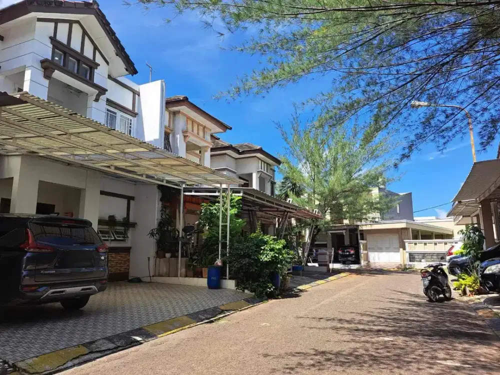 Dijual cepat Rumah di Modern Land