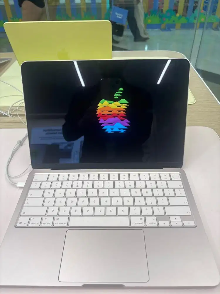 Cicilan 0% Macbook Neo