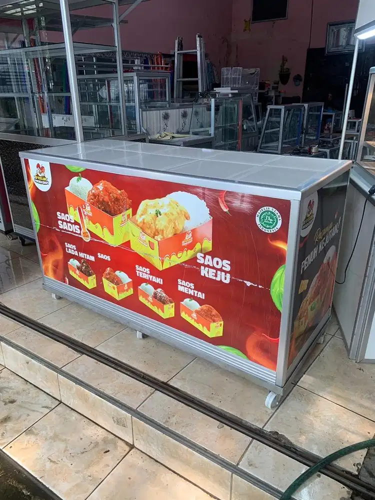 Meja alumunium untuk etalase ayam bekas