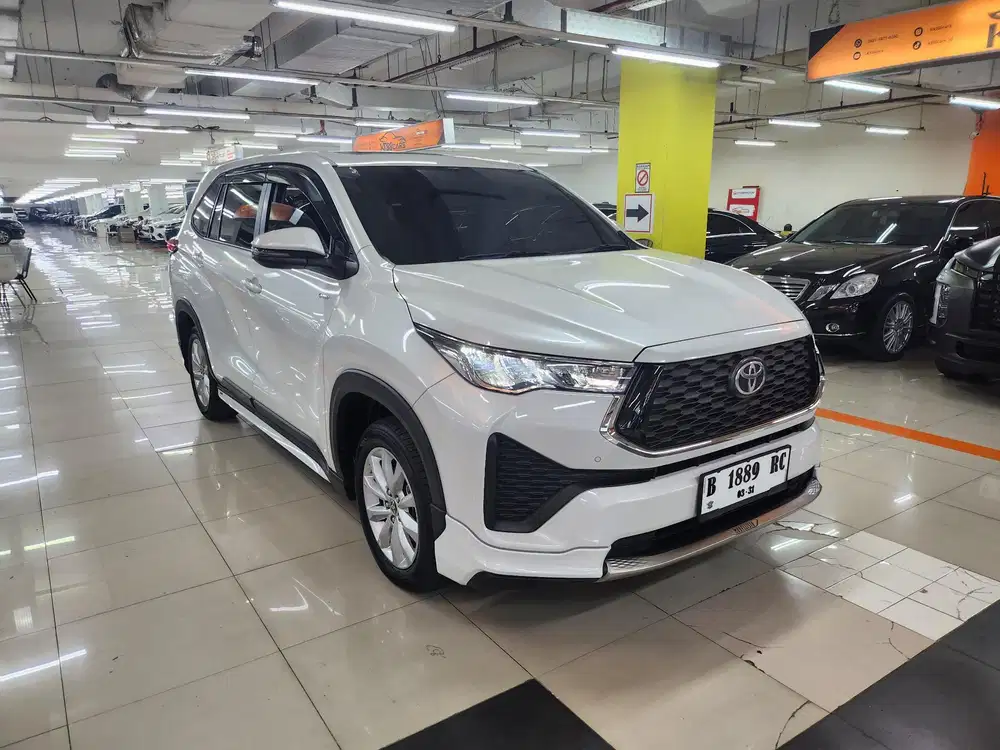 Zenix 2.0 V Hybrid Modelista 
Putih  2026