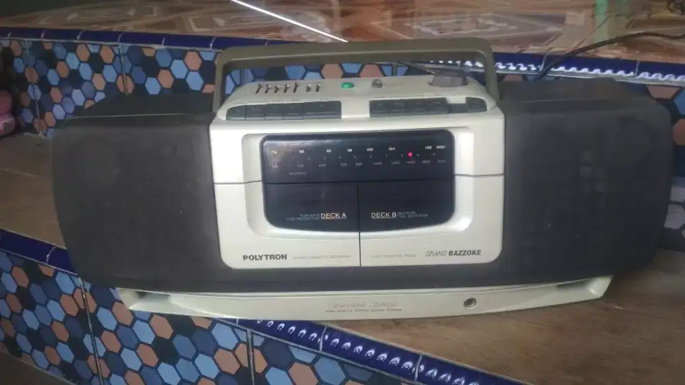 Radio Tape Polytron GB-331C