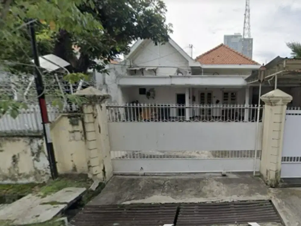 Disewakan Rumah Komersial di Embong Kemiri Surabaya