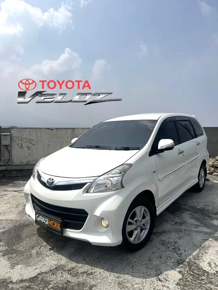 Avanza Veloz 1.5 Matic 2015 Putih Low KM
