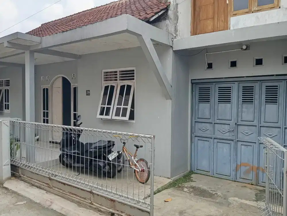 Rumah di jalan Mandalika selabaya