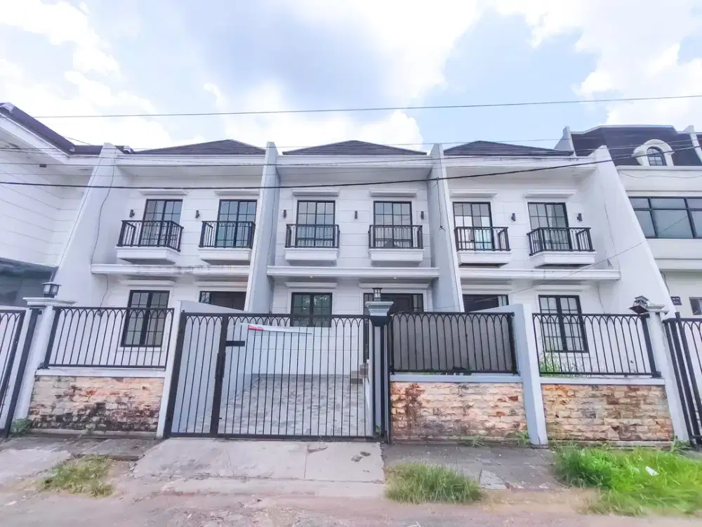 Rumah Strategis 7 Menit ke Stasiun Depok Lama SHM Dibantu KPR J-43848