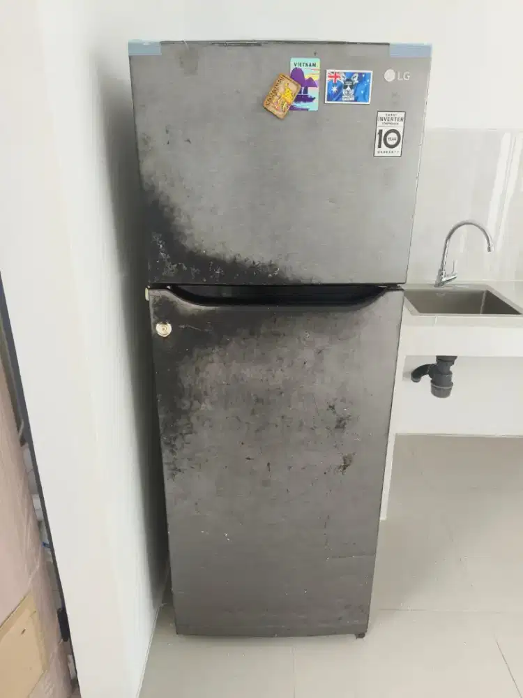 Kulkas LG 2 pintu