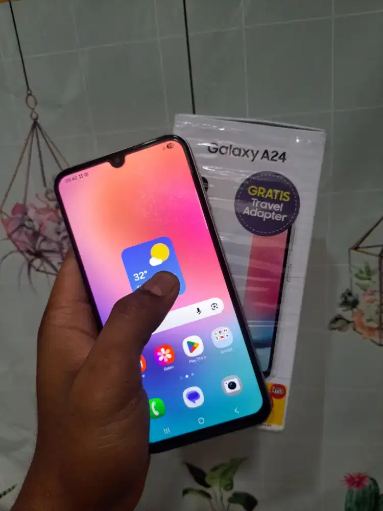 Samsung Galaxy A24 8/28Gb Ex SEIN