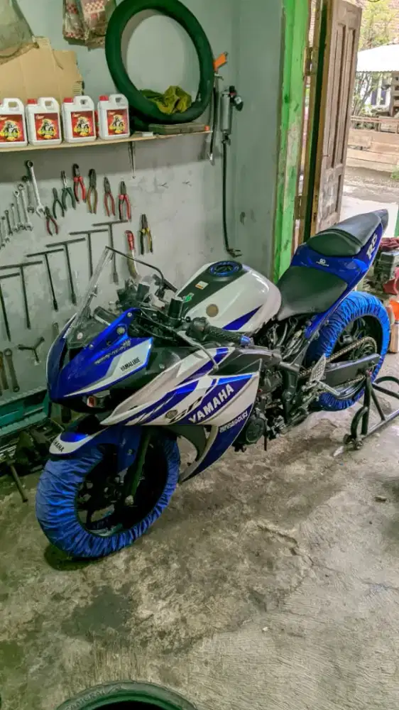 lokasi Jakarta utara...yamaha yzf r25 2014 ss kmplit kaleng 2027plat E