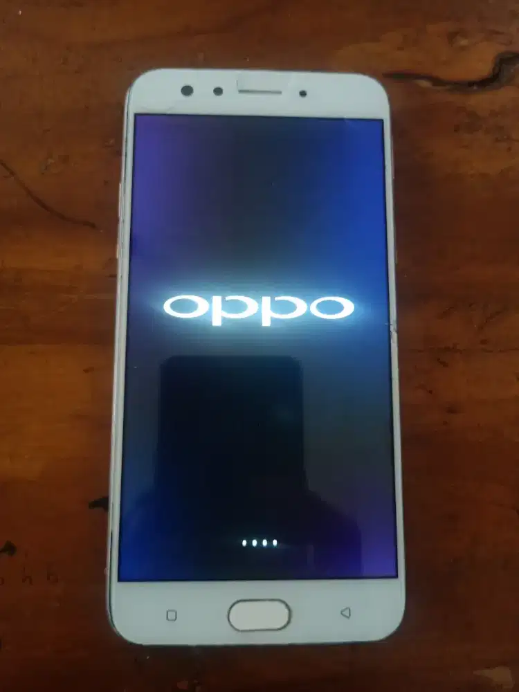 Hp Oppo lupa namanya Ram 2GB/32GB