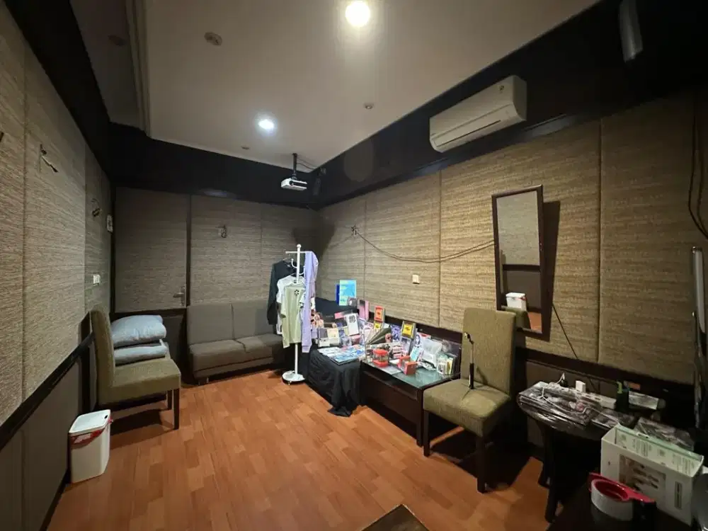 Jarang Dijual! Rumah Cantik di Cluster Gading Nirwana, Kelapa Gading