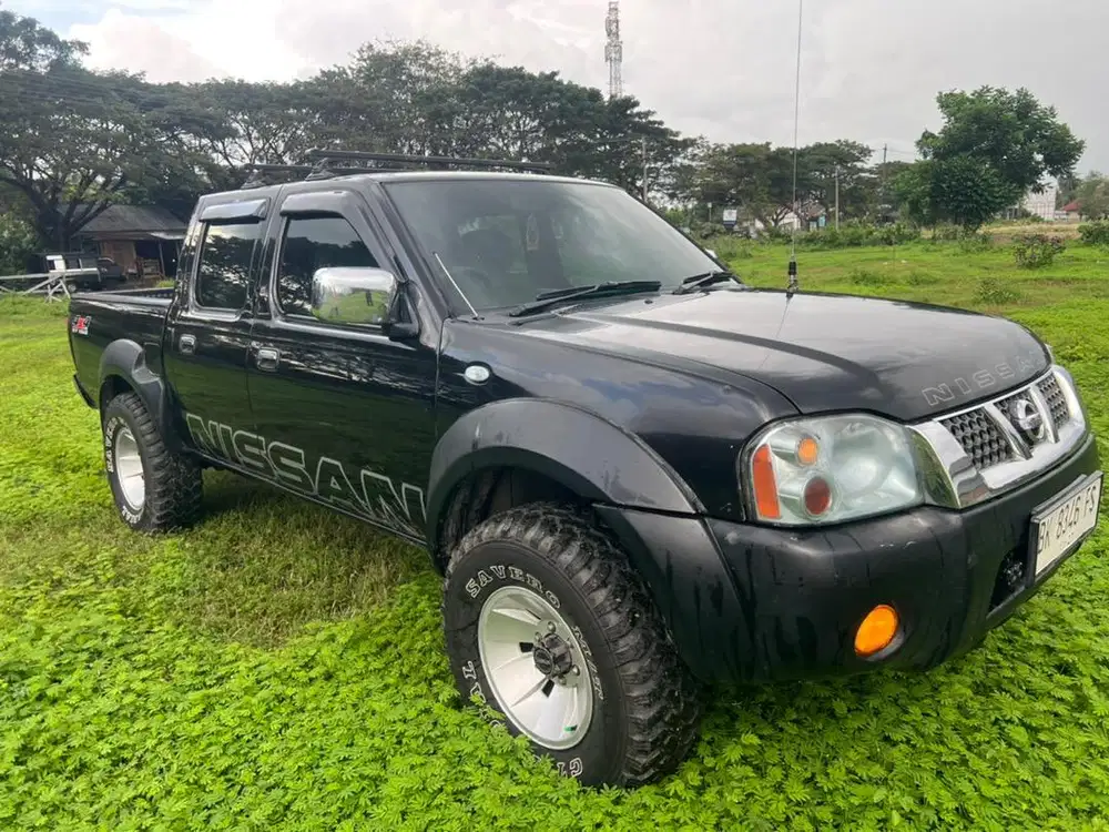 Nissan frontier 4x4 diesel