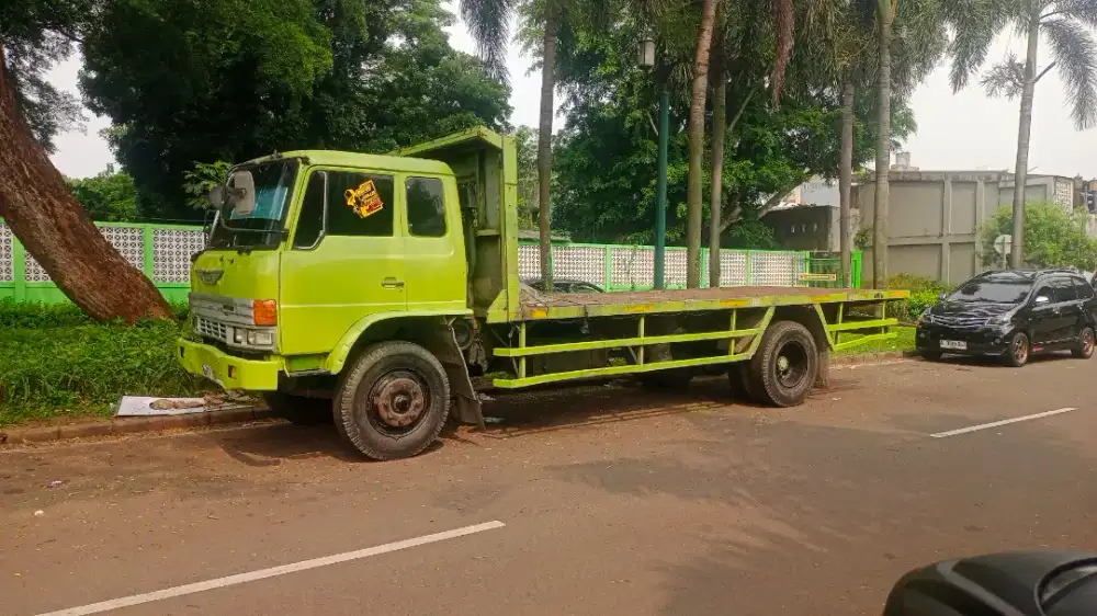 Hino rangger hijau