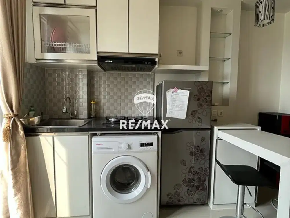Dijual Cepat Oak Tower B Pulo Gadung | 2BR Full Furnish View Kolam Renang, Tinggal Masuk!
