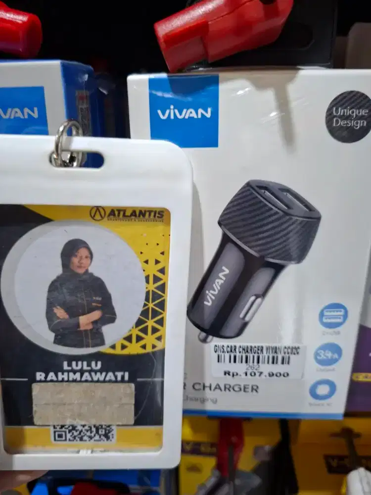 CAR CHARGER VIVAN CC02C