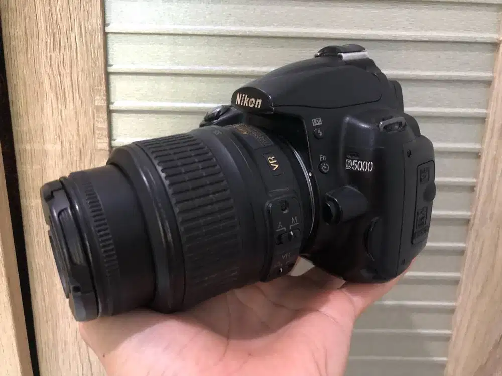 Nikon D5000 Lensa 18-55mm VR Murah Jos
