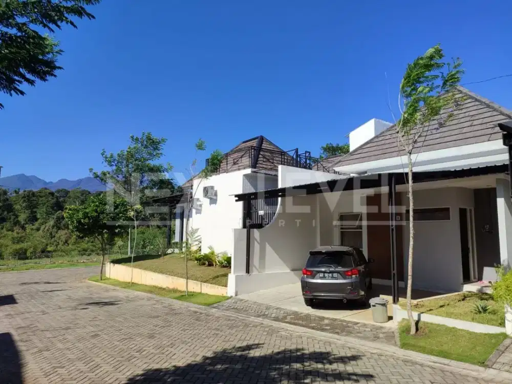 dijual rumah di BSB Village semarang (SW)