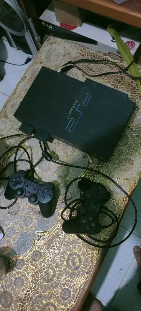 PS 2 fat matrix HDD 160 GB kondisi normal nominus