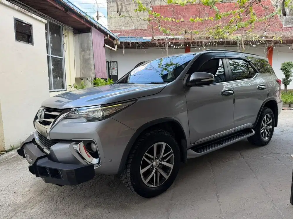 TOYOTA FORTUNER VRZ DIESEL 2.4 2016 AUTOMATIC