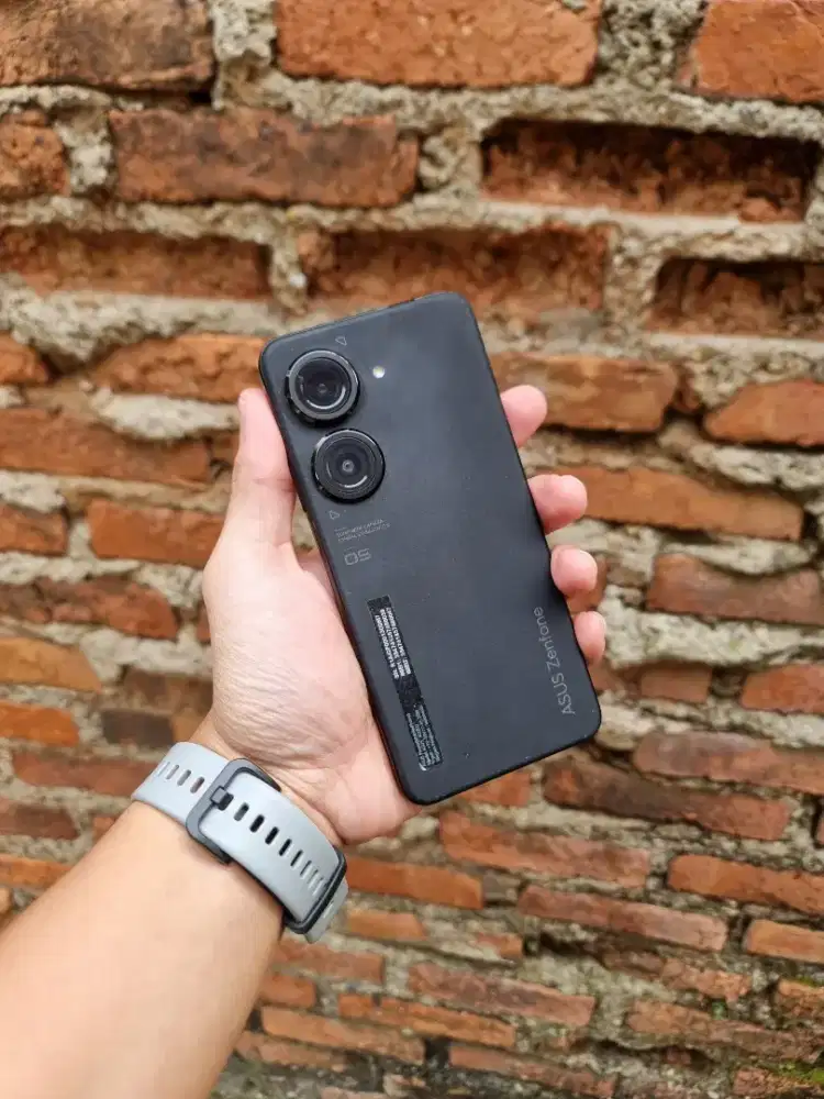 Asus Zenfone 9 5G 128GB Resmi Indonesia Mulus Normal