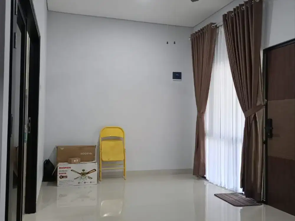 Rumah Hisa Dkt Kota Bekasi Timur, 2 LANTAI, Mewah, Harga Murah, Baru, Jual, Dijual