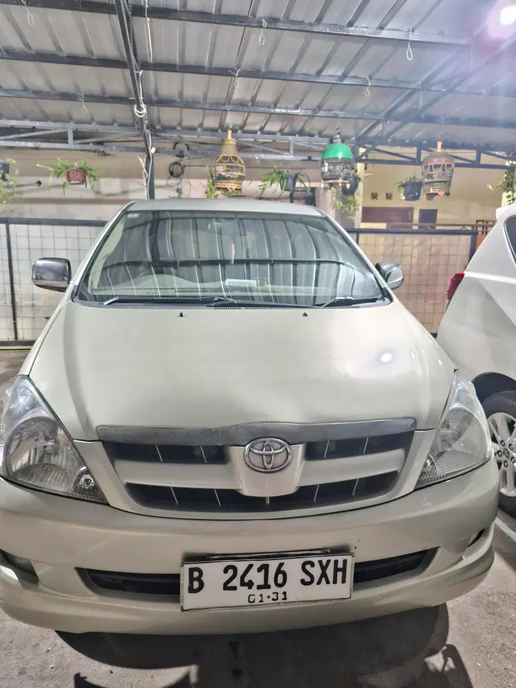 Toyota Kijang Innova 2006 Bensin