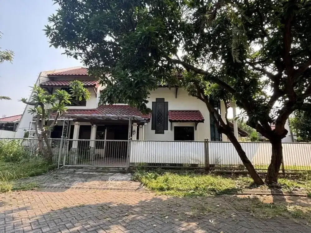 RUMAH ARAYA 1*Hadap Timur Utara Listrik 4400
