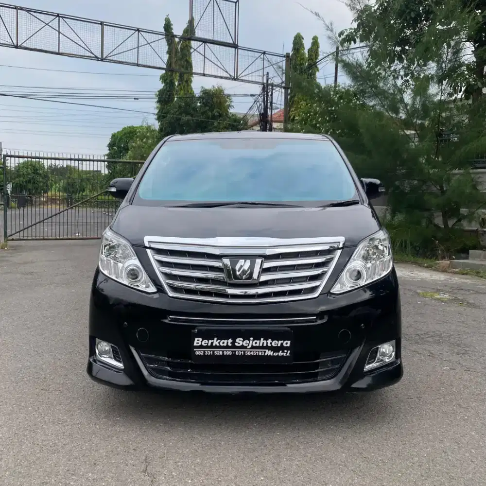Alphard 2,4 G AT (2014), Km Sedikit