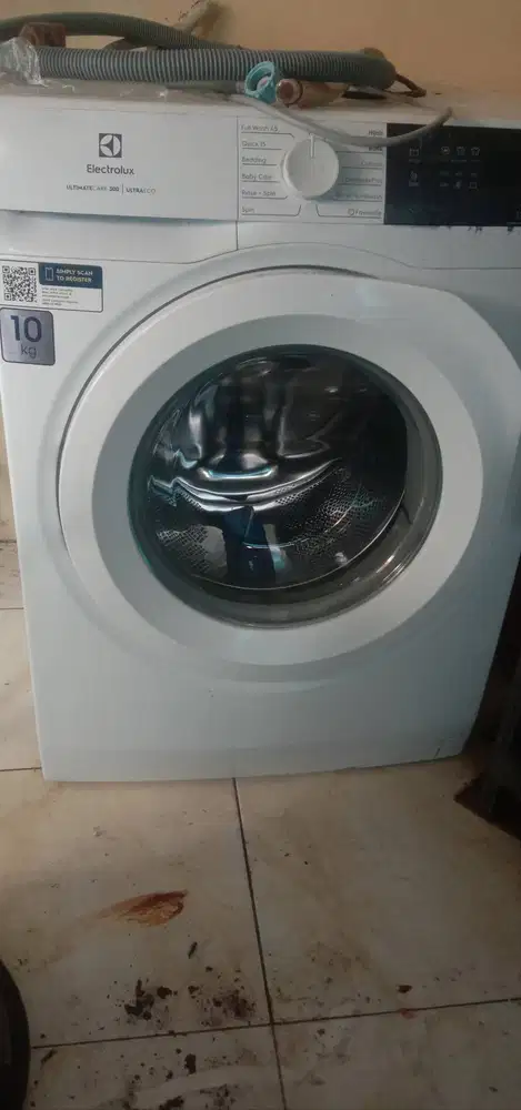 Mesin cuci elektrolux